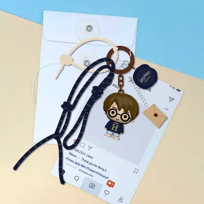 Harry Potter Sweater-Clad Figure Pendant(Harry Potter)