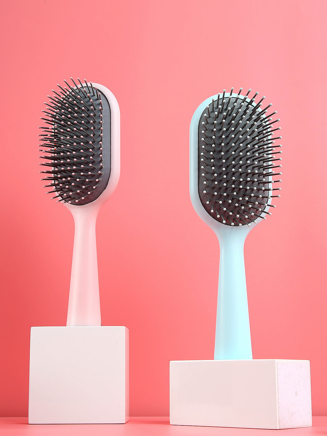 Miniso Mini Portable Standing Paddle Brush